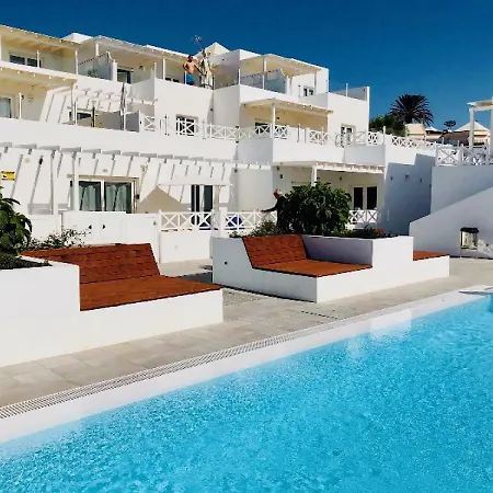 Mariposa With Pool, Smart Tv, Wifi & Air Conditioning In Playa Honda