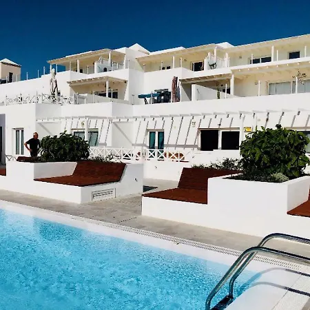 Mariposa With Pool, Smart Tv, Wifi & Air Conditioning In Playa Honda Apartamento *